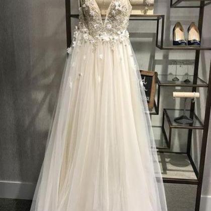 Spaghetti Strap V Neck Long Tulle Prom Dress With..