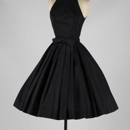 H3411 Black Halter Short Homecoming Dress..