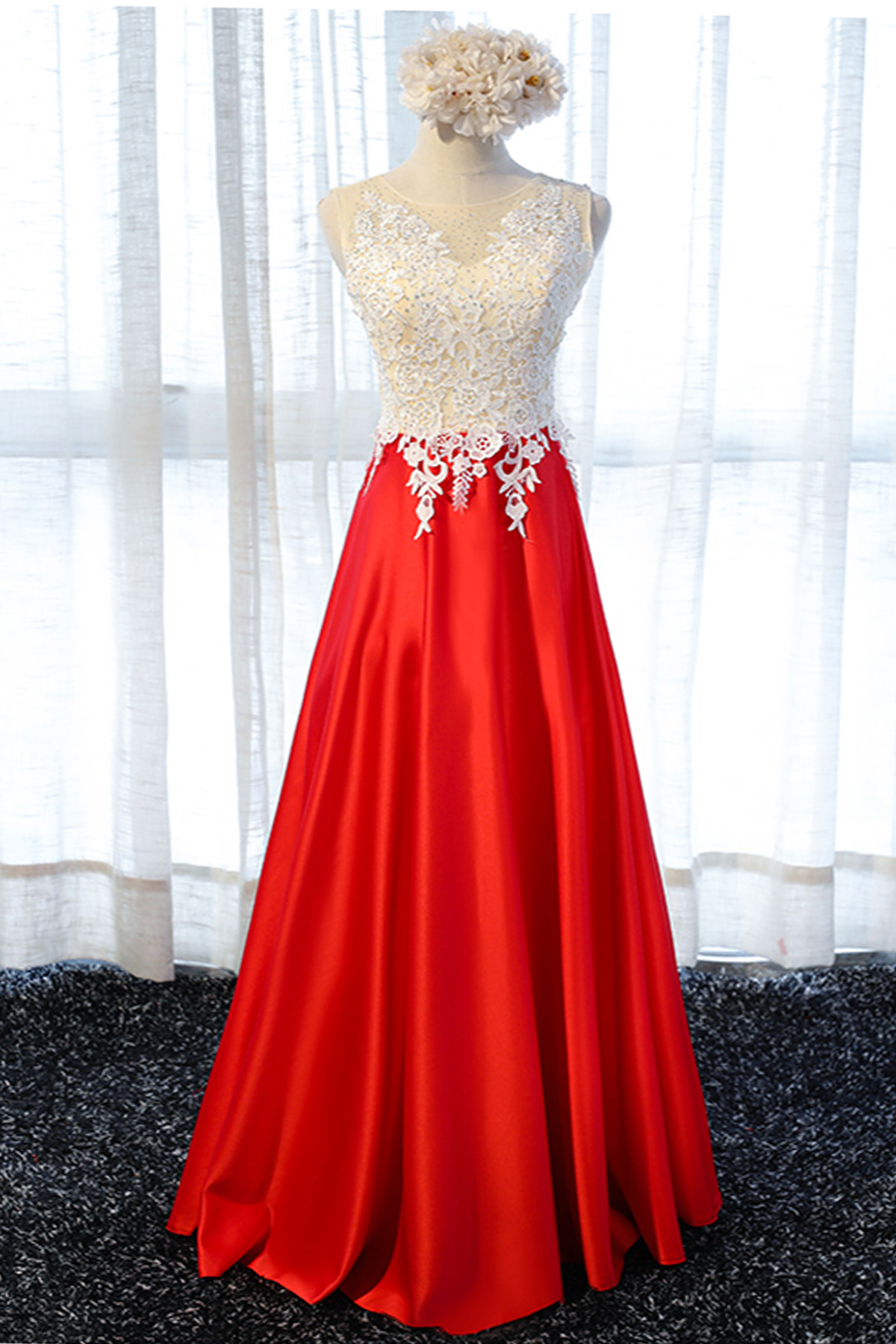 2018 Red Satin Long Lace Appliqués Prom Dress With Beading,p519
