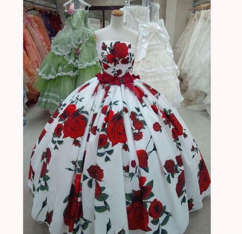 Amazing Striking Floral Embroidery Evening Dress Sexy Strapless Ball Gown Prom Dresses Cannes Red Carpet Dresses Evening Gowns Customized,p2285