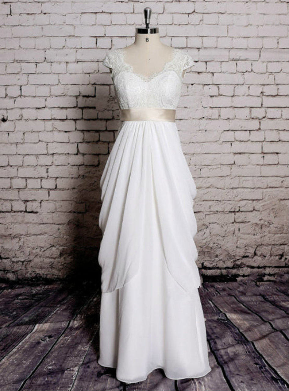A-line Classic Lace Bridal Gown Transparent Train Wedding Dress,w3833
