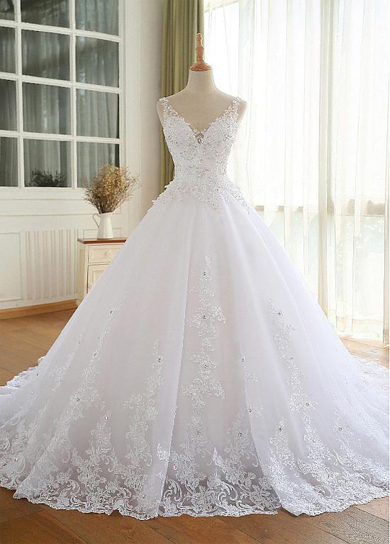 Luxury Tulle V-neck Neckline Ball Gown Wedding Dresses With Beaded Lace Appliques,w3840