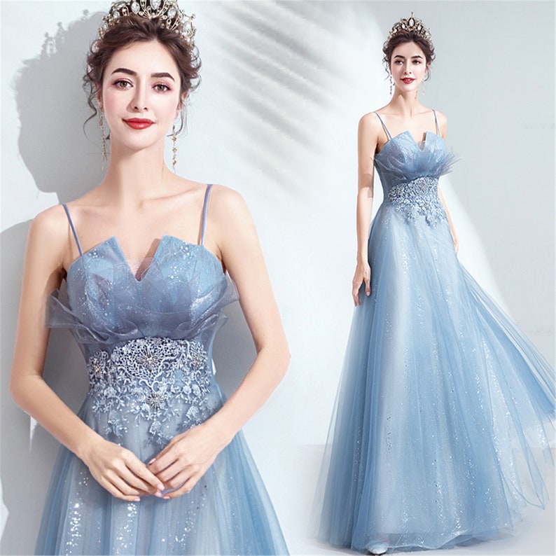 P3737 Vintage Royal Blue Evening Gown Sparkly Tulle Prom Dress Lace Applique Formal Gown Blue Spaghetti Banquet Dress Long Blue Bridal Dress