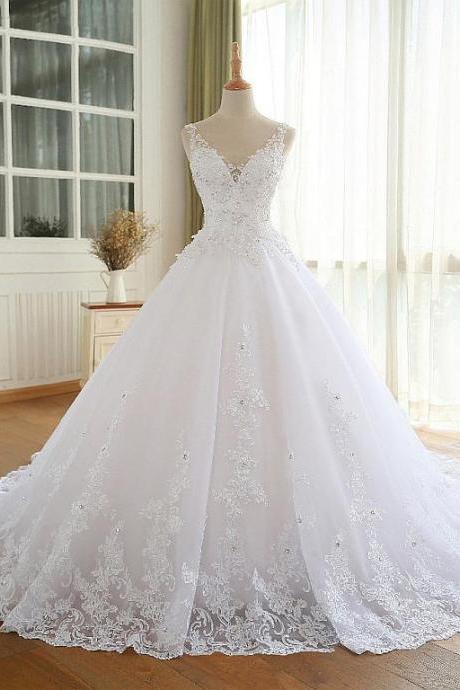 Luxury Tulle V-neck Neckline Ball Gown Wedding Dresses With Beaded Lace Appliques,w3840