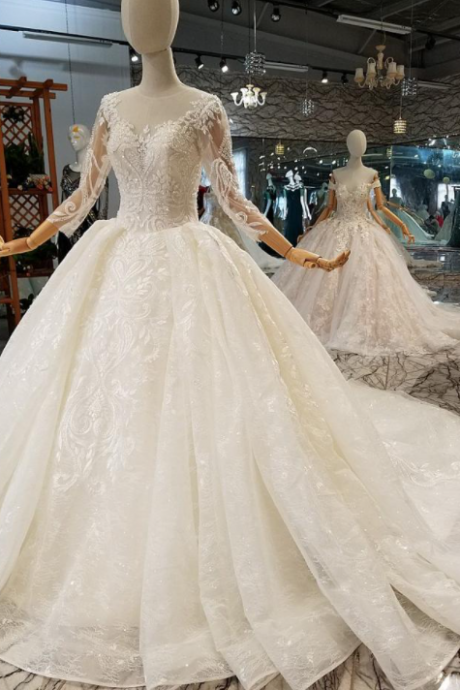 W3511 Attractive Tulle & Lace Jewel Neckline Ball Gown Wedding Dresses With Beaded Lace Appliques