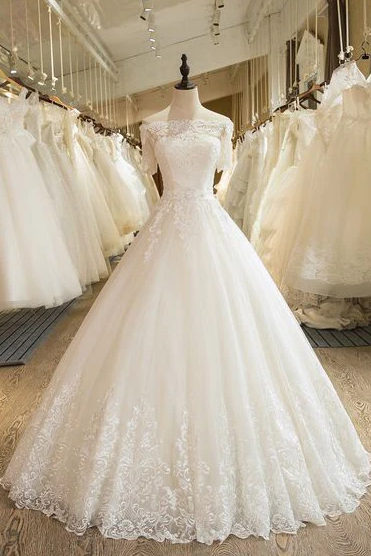W3520 Beautiful Wedding Dresses Off-the-shoulder Ball Gown Lace Ivory Bridal Gown